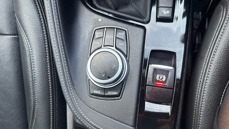 BMW X1 xDrive 20i [178] xLine 5dr Step Auto Petrol Estate